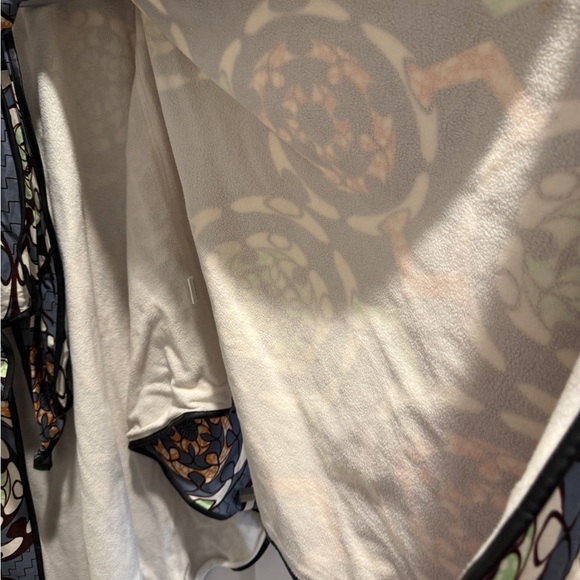 Colorful Patterned Cape - Picture 3 of 5